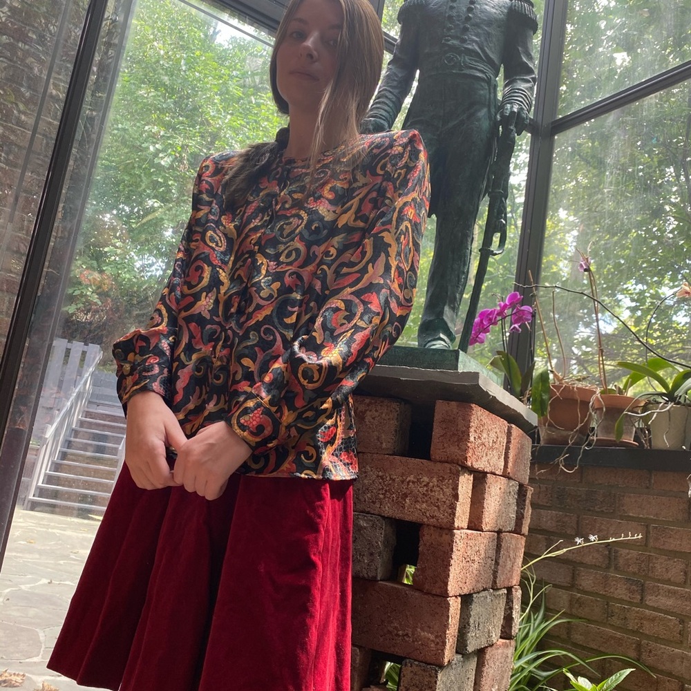 Vintage Button Down. Gorgeous Detailing - image 8